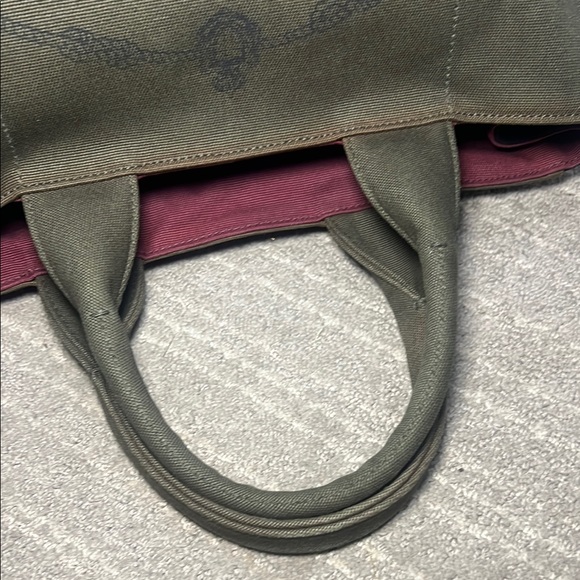 Prada Canapa Limited Edition - Picture 11 of 12